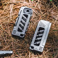 Tacray-MT1-----Kompaktes-EDC-Titan-Multitool-mit-Messer-und-leistungsstarker-Taschenlampe-MT1-5182_12.jpeg