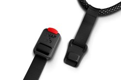3to2-READY-KIDS-HELMET-magnetic-buckle-Detail_1.jpg 3to2-READY-KIDS-HELMET-magnetic-buckle-Detail_1.jpg