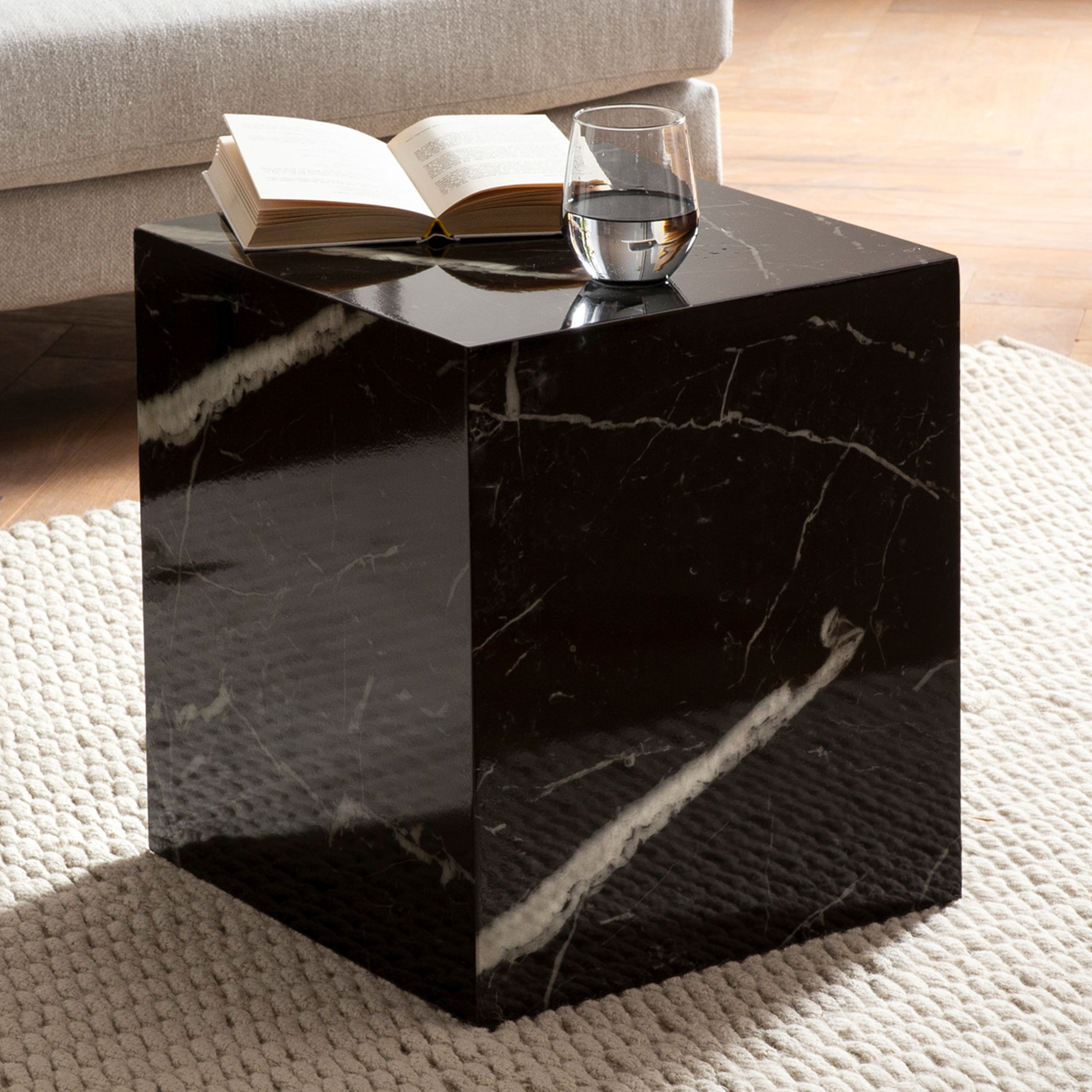 FineBuy Couchtisch MONOBLOC 40x40x45 cm Hochglanz mit Marmor Optik, Wohnzimmertisch Cube Quadratisch, Design Sofatisch, Lounge Beistelltisch Würfel-Form | Farbe: Schwarz FineBuy Couchtisch MONOBLOC 40x40x45 cm Hochglanz mit Marmor Optik, Wohnzimmertisch Cube Quadratisch, Design Sofatisch, Lounge Beistelltisch Würfel-Form | Farbe: Schwarz