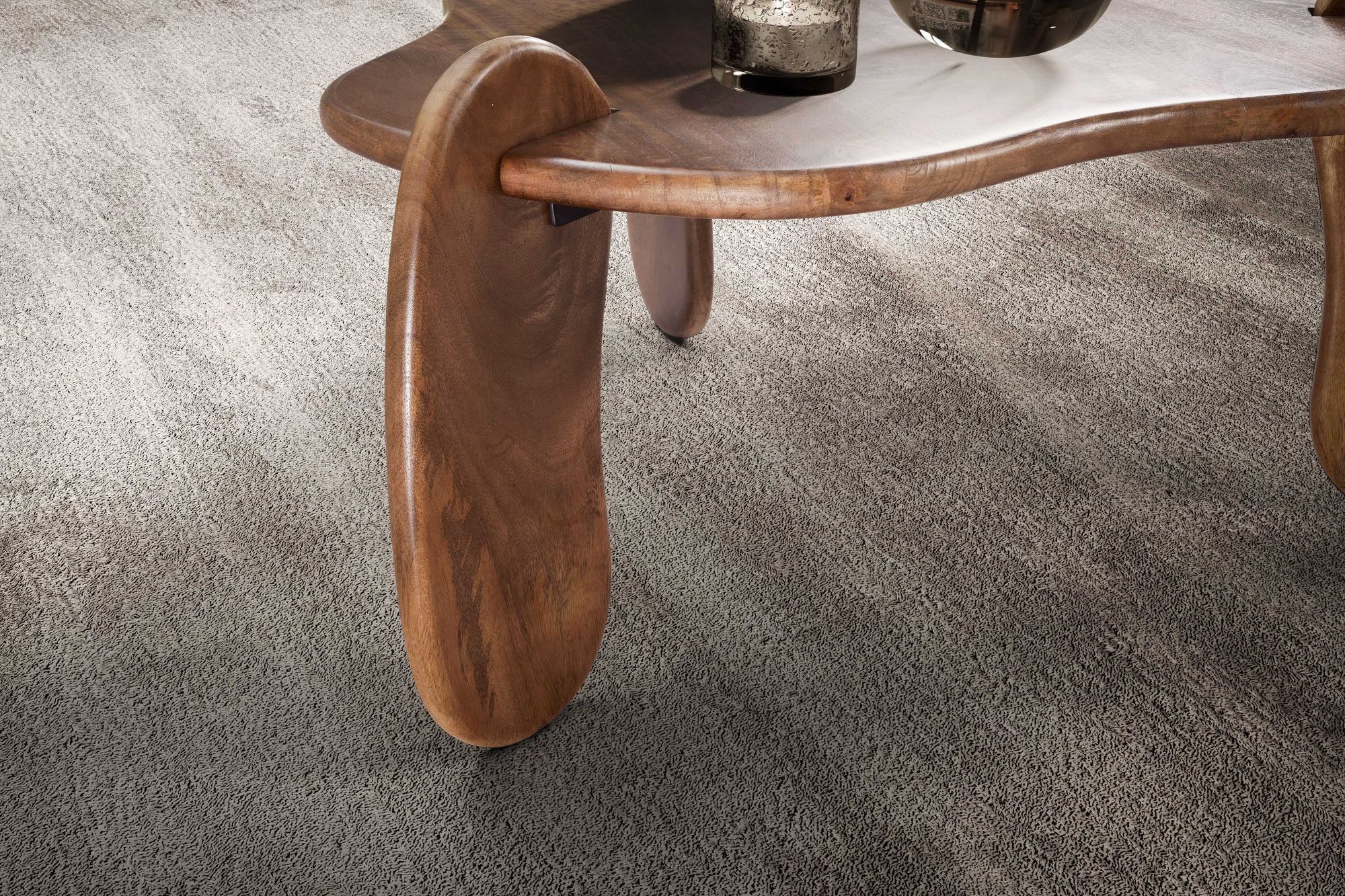 Couchtisch Mango Massivholz Ø78cm Design Wohnzimmertisch in organischer Form – Ansicht 4