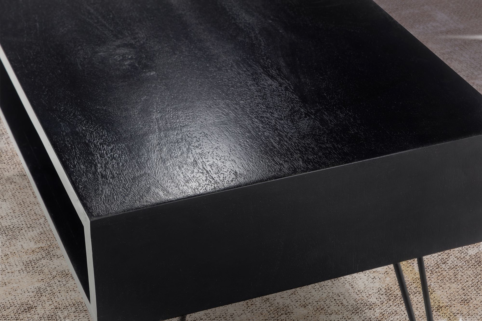 Couchtisch Massivholz schwarz 100cm rechteckig Wohnzimmertisch Ablage Industrial – Ansicht 4