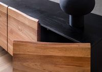 Massivholz Sideboard 180cm Akazie Kommode mit 4 Türen Baumkante Industrial Design Metall Schwarz – Ansicht 5