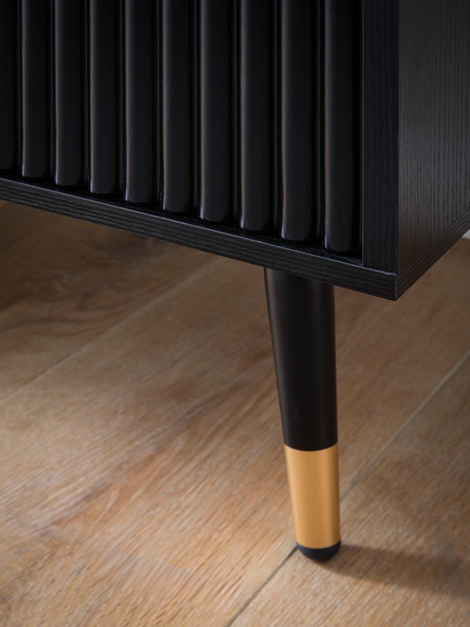 Sideboard 150cm MDF Eiche Schwarz Dekor Kommode mit 4 Türen edles Design – Ansicht 8