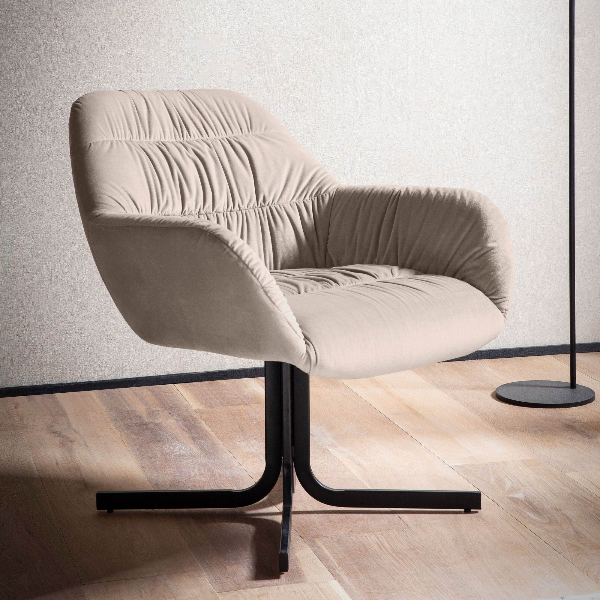 Loungesessel FineBuy Clubsessel Samt Metall Cocktailsessel Schalenstuhl Armlehne – Ansicht 1