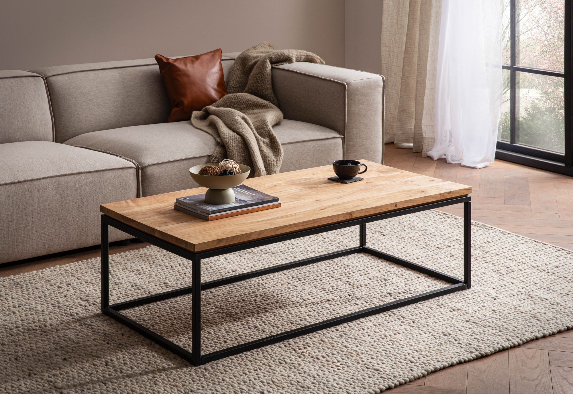 Couchtisch Akazie Massivholz 120cm Wohnzimmertisch rechteckig Industrial Design – Ansicht 2