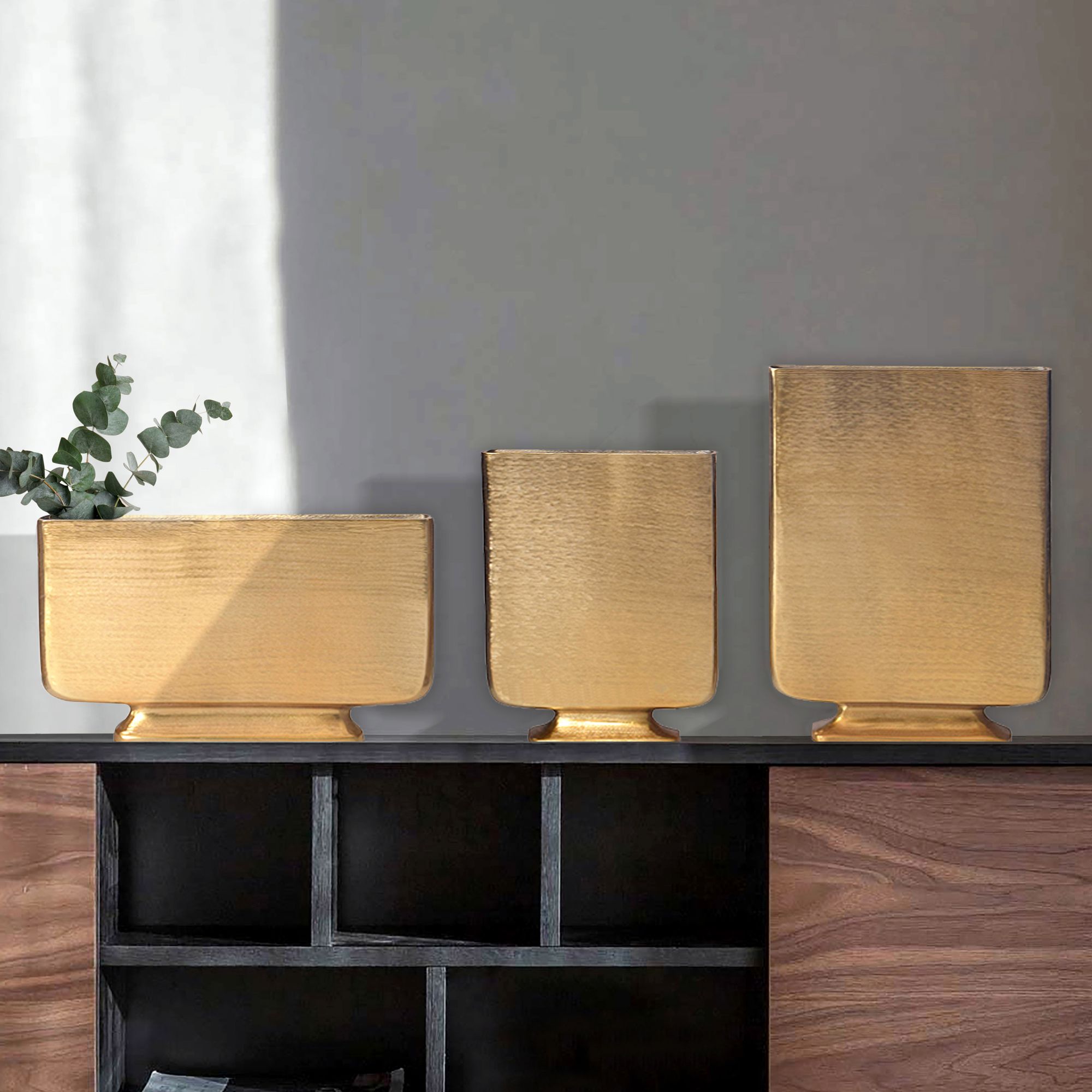 FineBuy Deko Vase 3er Set Aluminium Blumenvase Modern, Dekovase Eckig 3-teilig für Blumen, Alu Tischvase Wohndeko Metall Tischdeko Handgefertigt | Farbe: Silber FineBuy Deko Vase 3er Set Aluminium Blumenvase Modern, Dekovase Eckig 3-teilig für Blumen, Alu Tischvase Wohndeko Metall Tischdeko Handgefertigt | Farbe: Silber