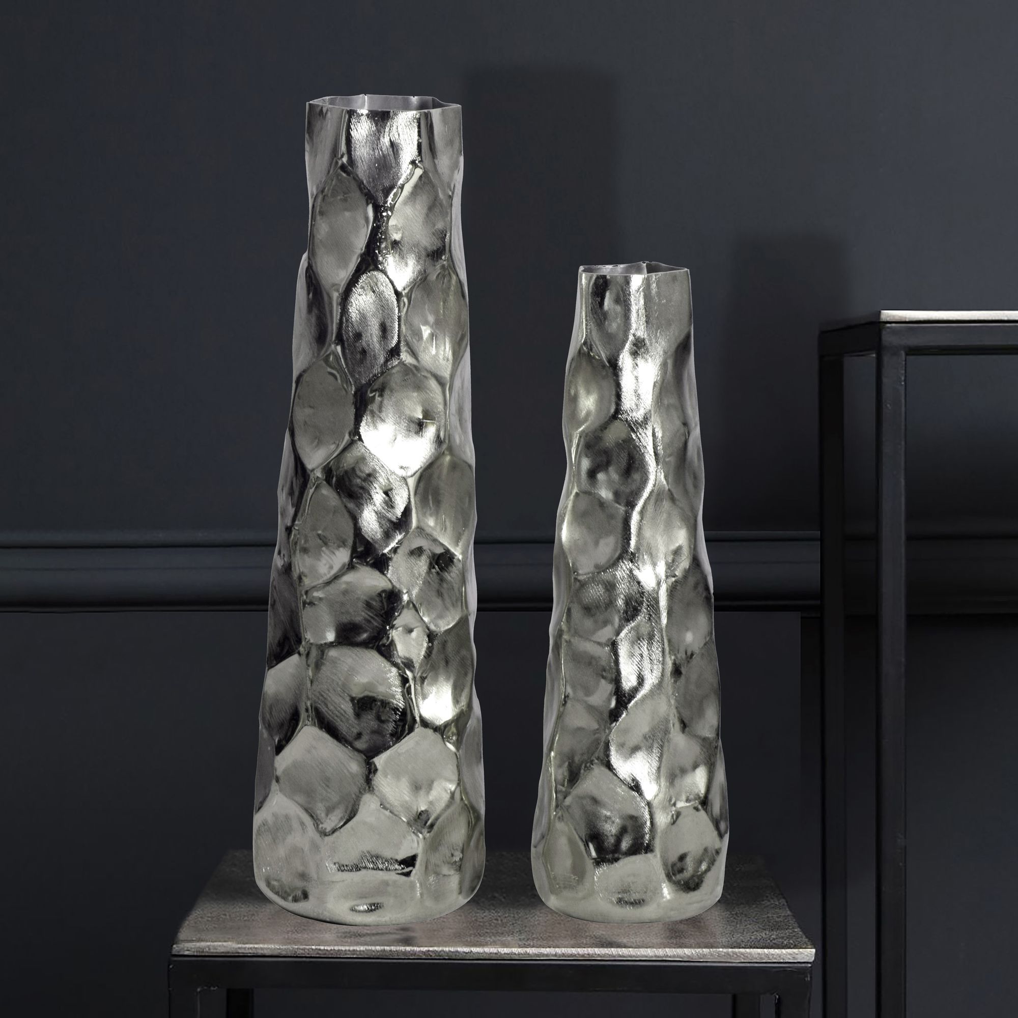 Vase 2er Set FineBuy Blumenvase Aluminium Tischvase Hammerschlag Dekovase Modern – Ansicht 1