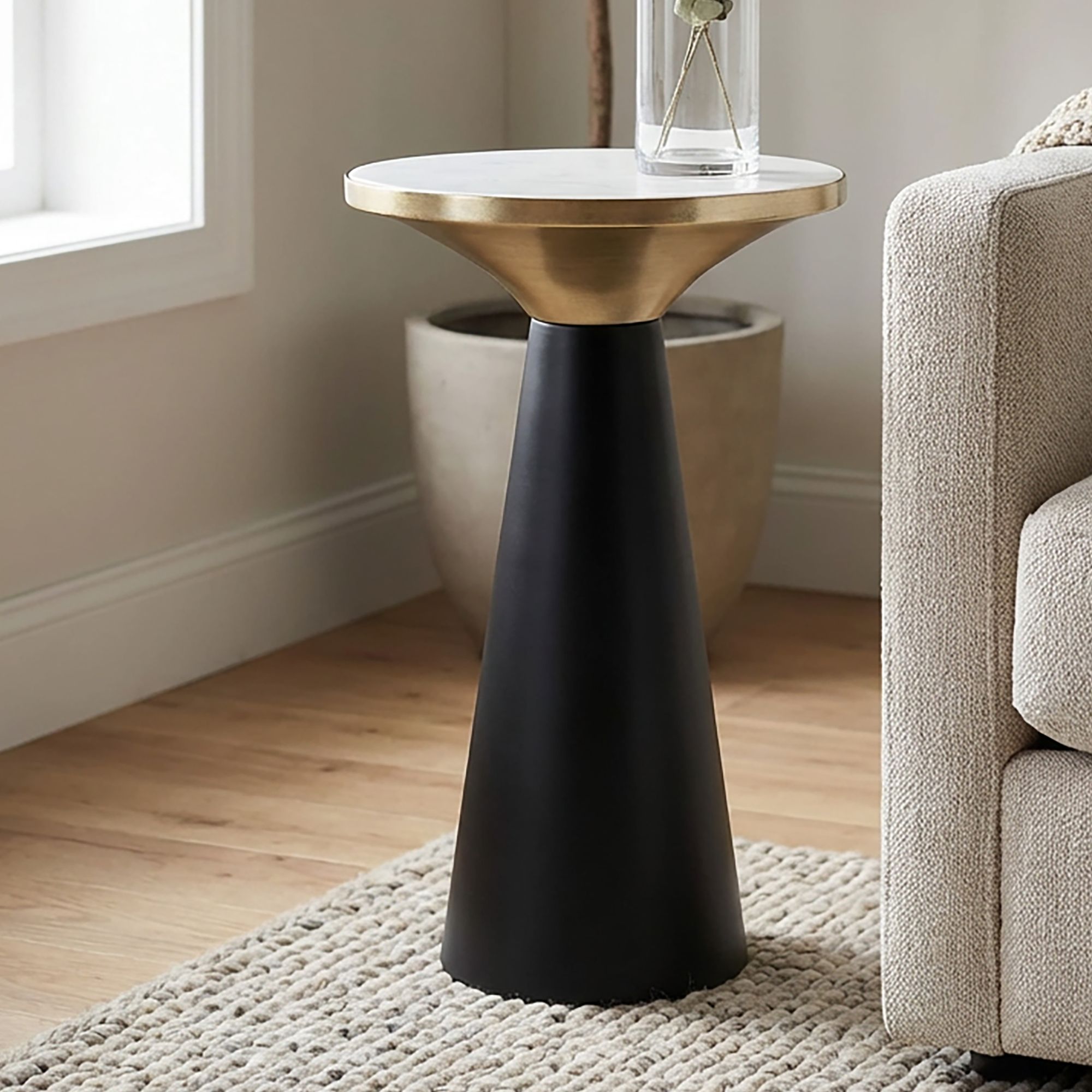 FineBuy Beistelltisch Eisen & Marmor Tischplatte 28cm rund - Kleiner runder Anstelltisch aus Metall Schwarz - Design Wohnzimmertisch - Dekotisch - Couchtisch - Metalltisch Handmade pflegeleicht | Farbe: Schwarz