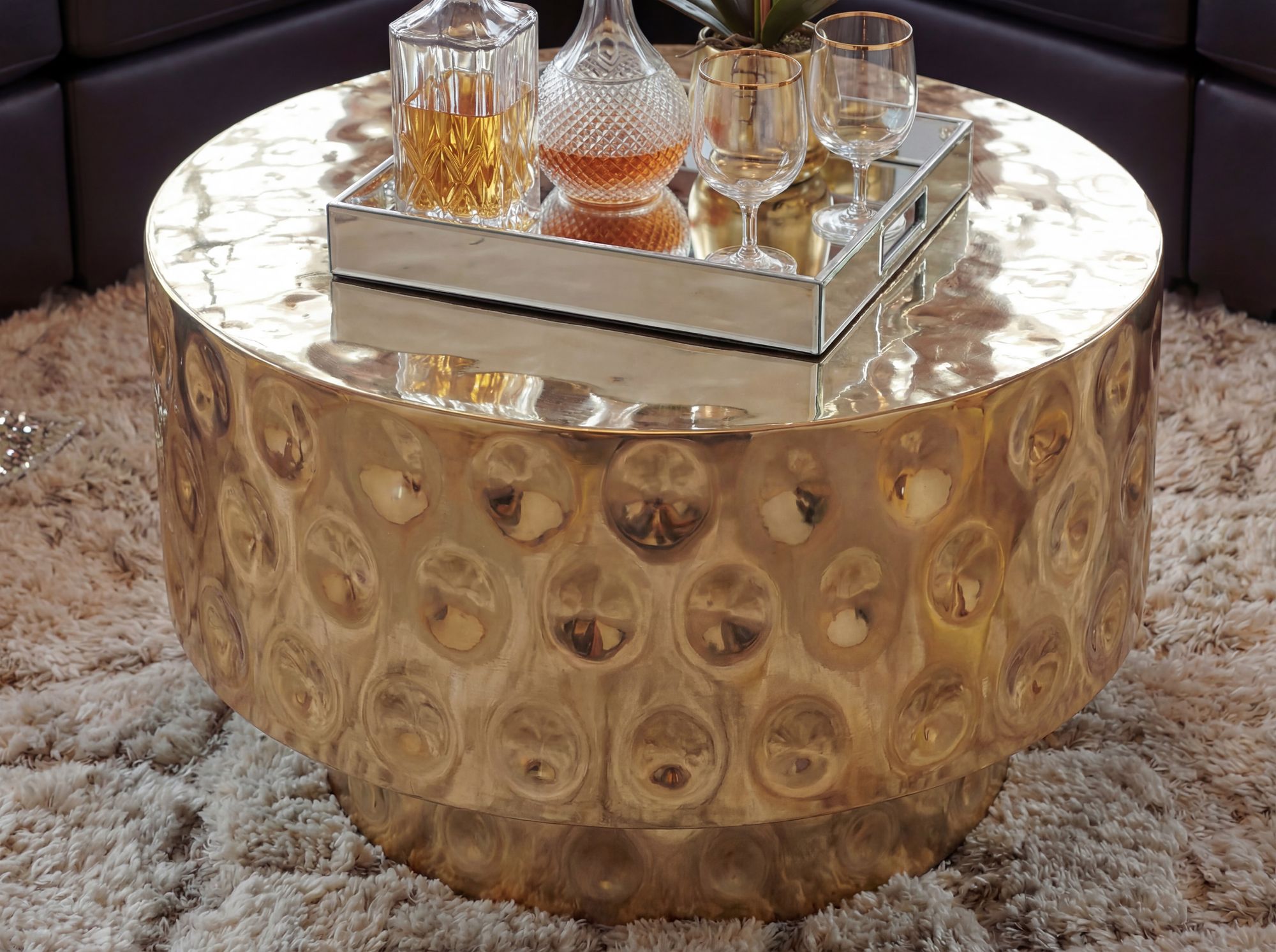 FineBuy Couchtisch Aluminium Rund 60cm - Design Wohnzimmertisch - Moderner Loungetisch - Sofatisch Trommelform - Beistelltisch Wohnzimmer Handmade | Farbe: Gold FineBuy Couchtisch Aluminium Rund 60cm - Design Wohnzimmertisch - Moderner Loungetisch - Sofatisch Trommelform - Beistelltisch Wohnzimmer Handmade | Farbe: Gold