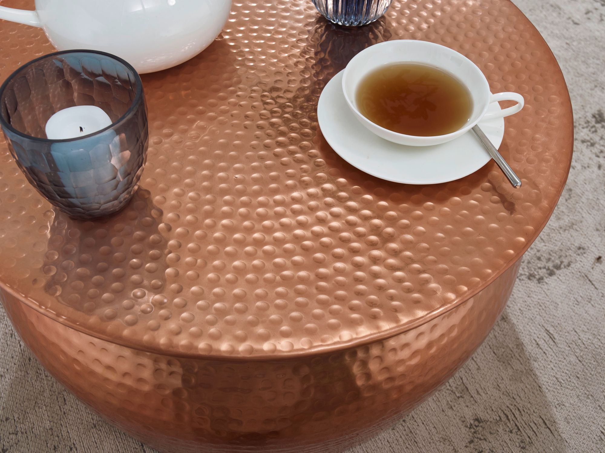 FineBuy Couchtisch rund 60 cm Metall - Design Aluminium Wohnzimmertisch handgefertigt - Orientalischer Alu Beistelltisch Wohnzimmer Tisch Hammerschlag | Farbe: Gold FineBuy Couchtisch rund 60 cm Metall - Design Aluminium Wohnzimmertisch handgefertigt - Orientalischer Alu Beistelltisch Wohnzimmer Tisch Hammerschlag | Farbe: Gold