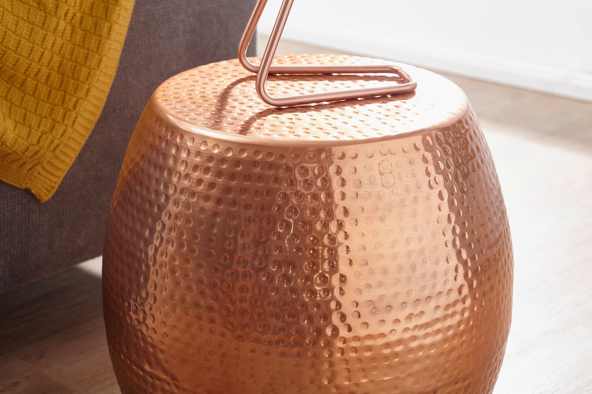 FineBuy Beistelltisch rund 42 cm Metall - Orientalischer Design Wohnzimmertisch Aluminium - Hammerschlag Alu kleiner Couchtisch - Dekotisch | Farbe: Gold