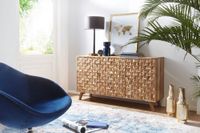 Massivholz Sideboard 140cm Akazie Natur Kommode mit 2 Türen & 3 Schubladen aufwendige Retro 3D Design Optik – Ansicht 4