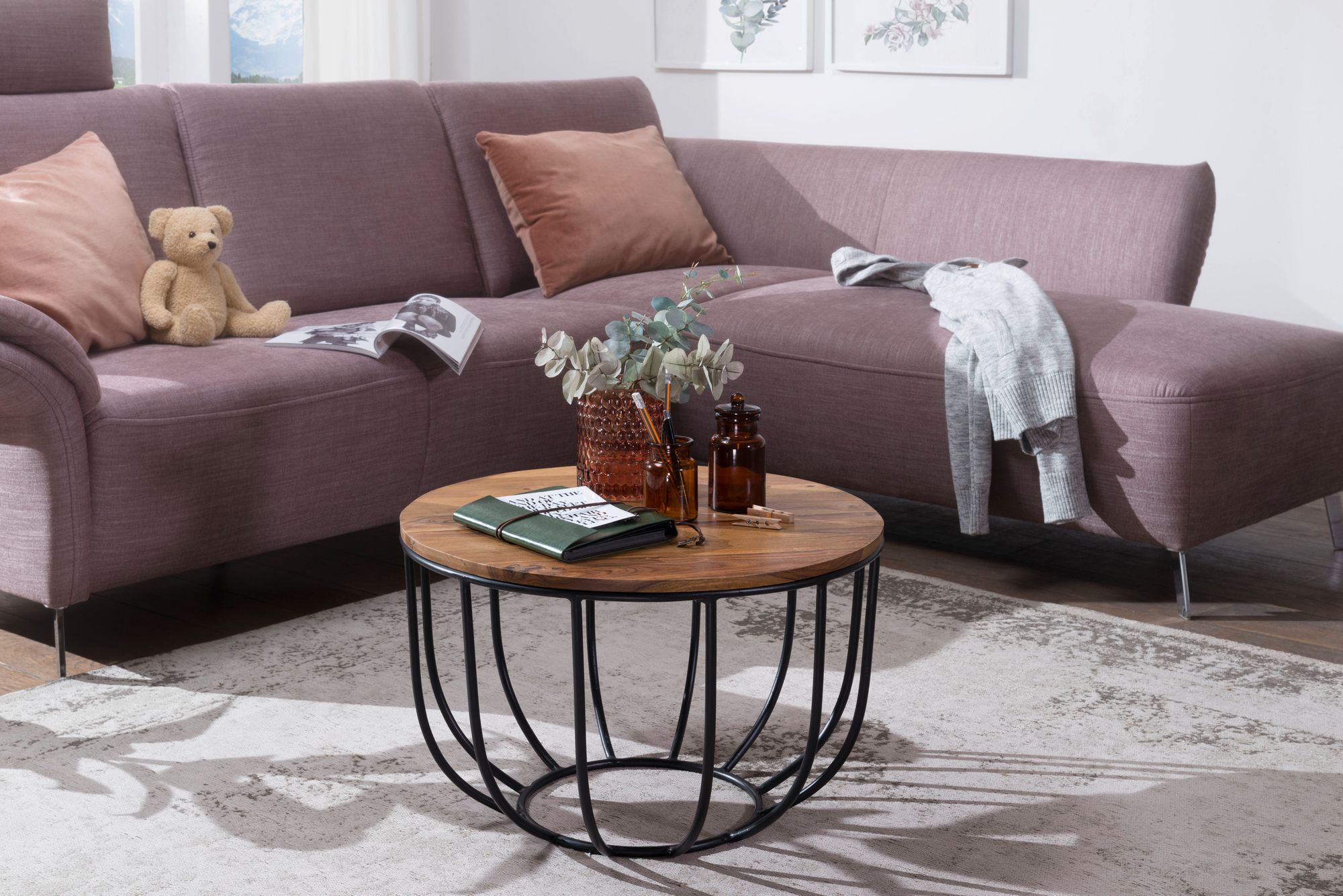 FineBuy Couchtisch Sheesham rund Ø 60 cm Wohnzimmertisch Metallgestell – Ansicht 2