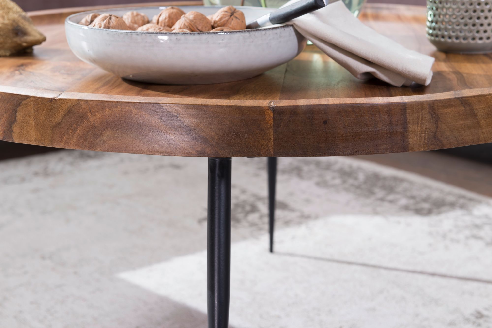 FineBuy Couchtisch Sheesham Massivholz rund Ø 75 cm Wohnzimmertisch Metall Retro – Ansicht 5