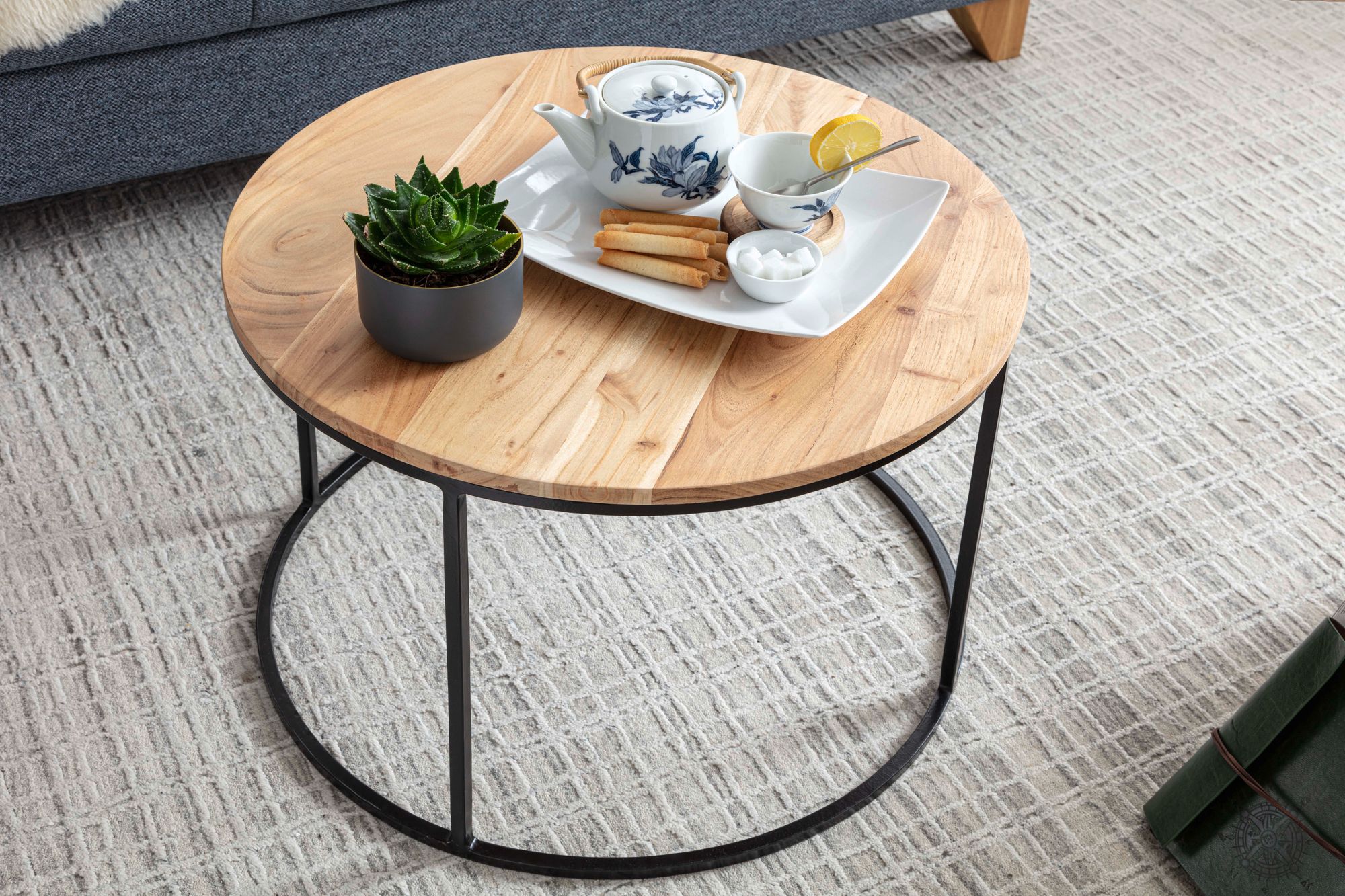 FineBuy Couchtisch Akazie Massivholz rund 60cm Wohnzimmertisch Handgefertigt – Ansicht 4