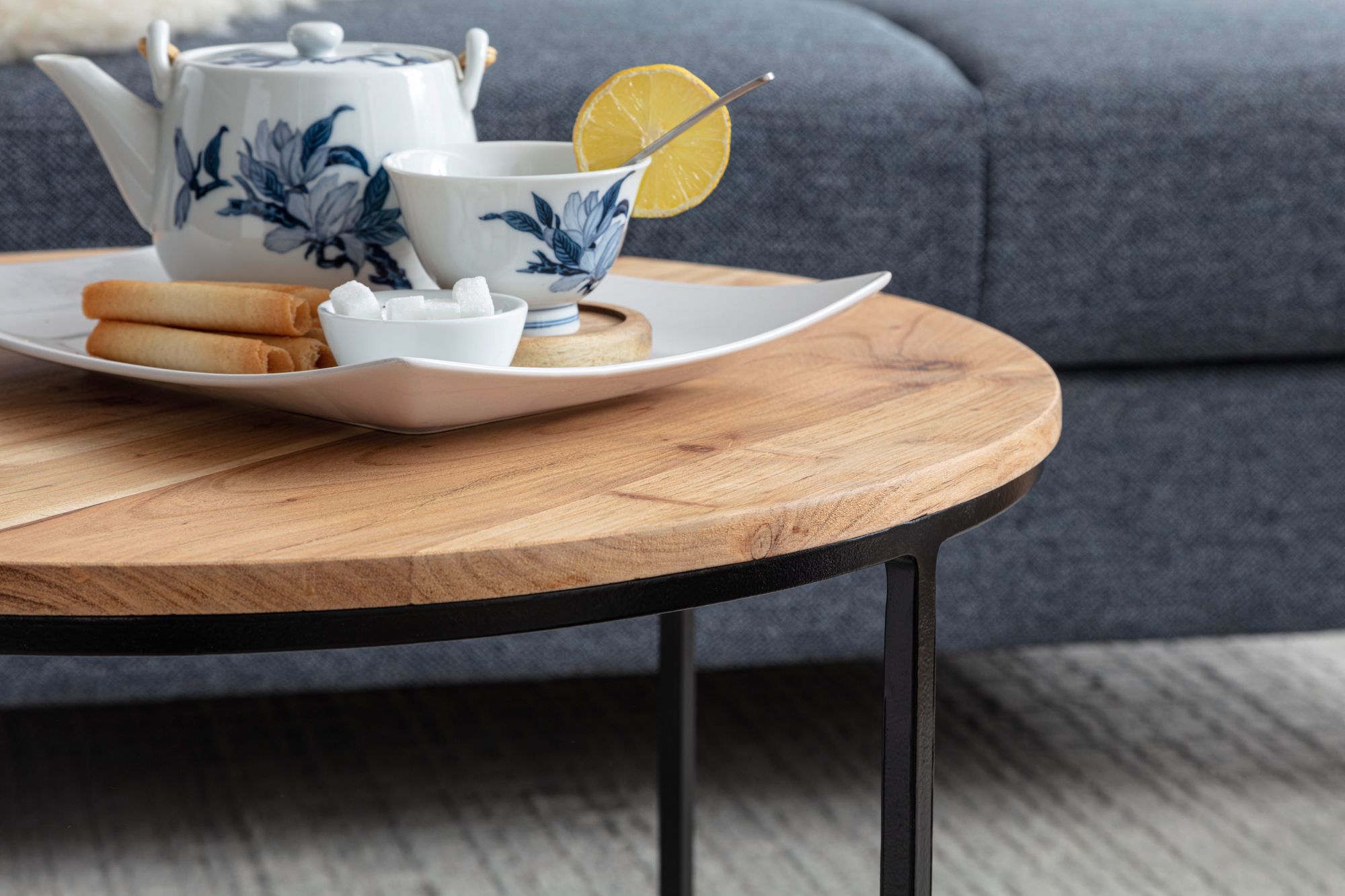 FineBuy Couchtisch Akazie Massivholz rund 60cm Wohnzimmertisch Handgefertigt – Ansicht 5