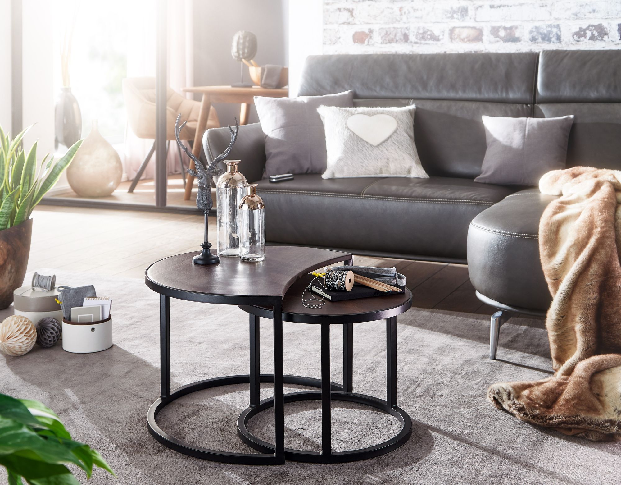 FineBuy Couchtisch Massivholz Wohnzimmertisch 2 teilig Rund Beistelltisch Set – Ansicht 2