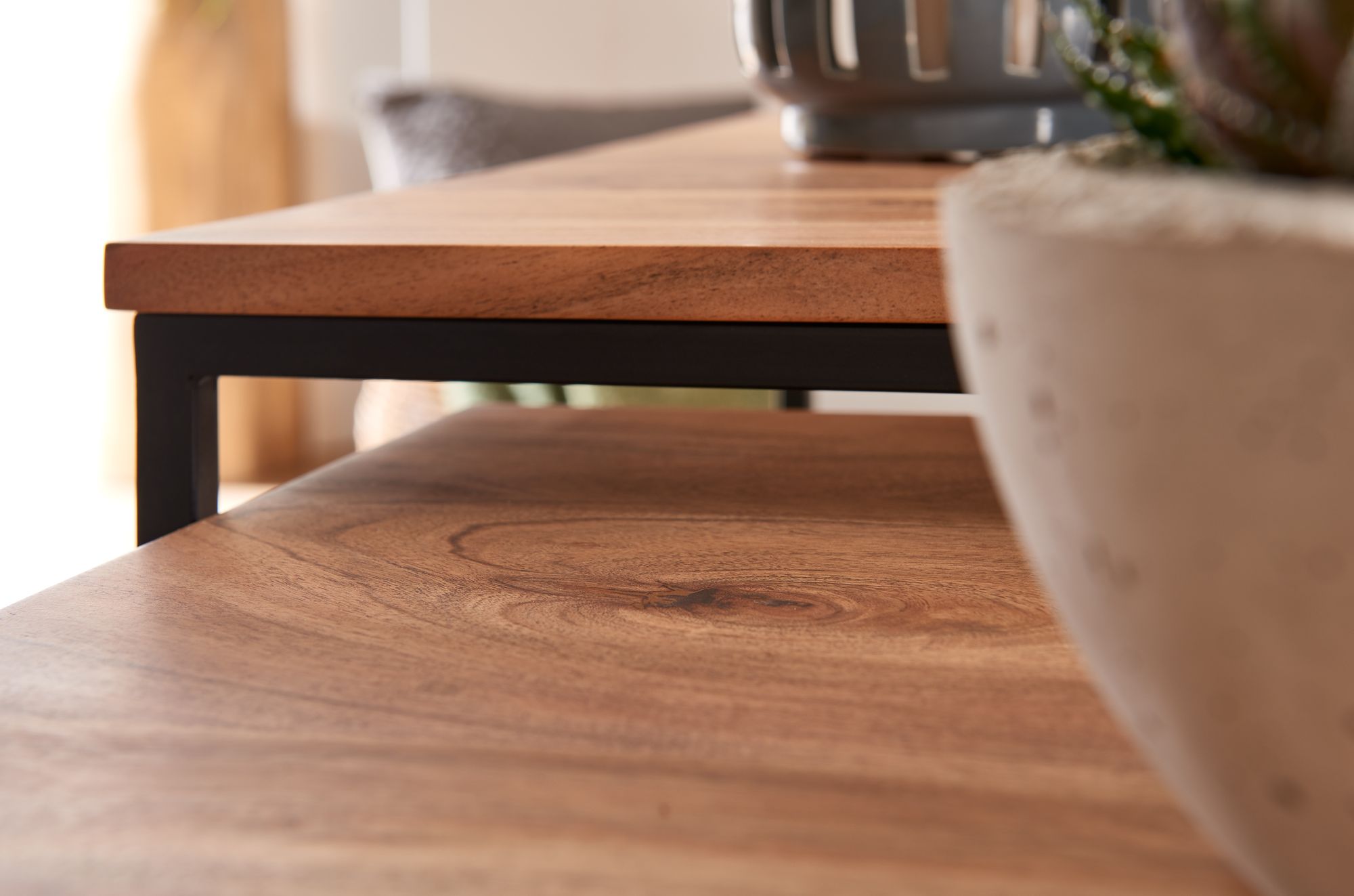 Couchtisch 2er Set Akazie Massivholz quadratisch · Wohnzimmertisch Industrial – Ansicht 5