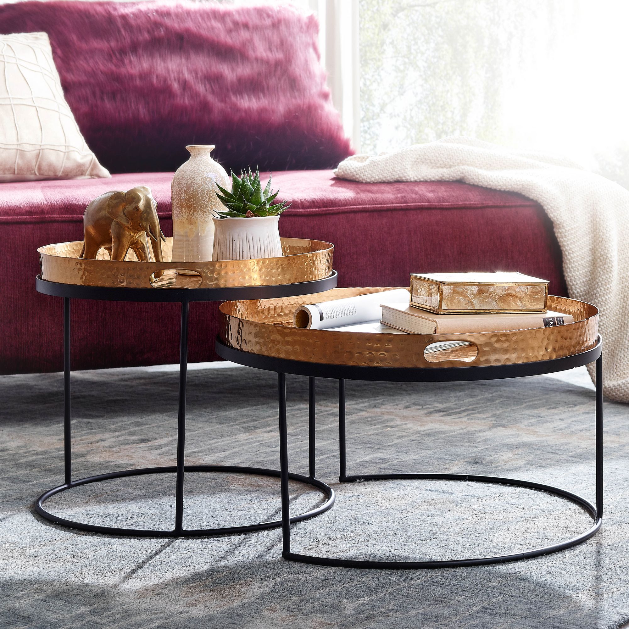 FineBuy Couchtisch 2er Set Metall Hammerschlag Satztisch Rund, Sofatisch abnehmbares Tablett, Tabletttisch Sofa 2 teilig Modern, Runder Beistelltisch | Farbe: Silber FineBuy Couchtisch 2er Set Metall Hammerschlag Satztisch Rund, Sofatisch abnehmbares Tablett, Tabletttisch Sofa 2 teilig Modern, Runder Beistelltisch | Farbe: Silber