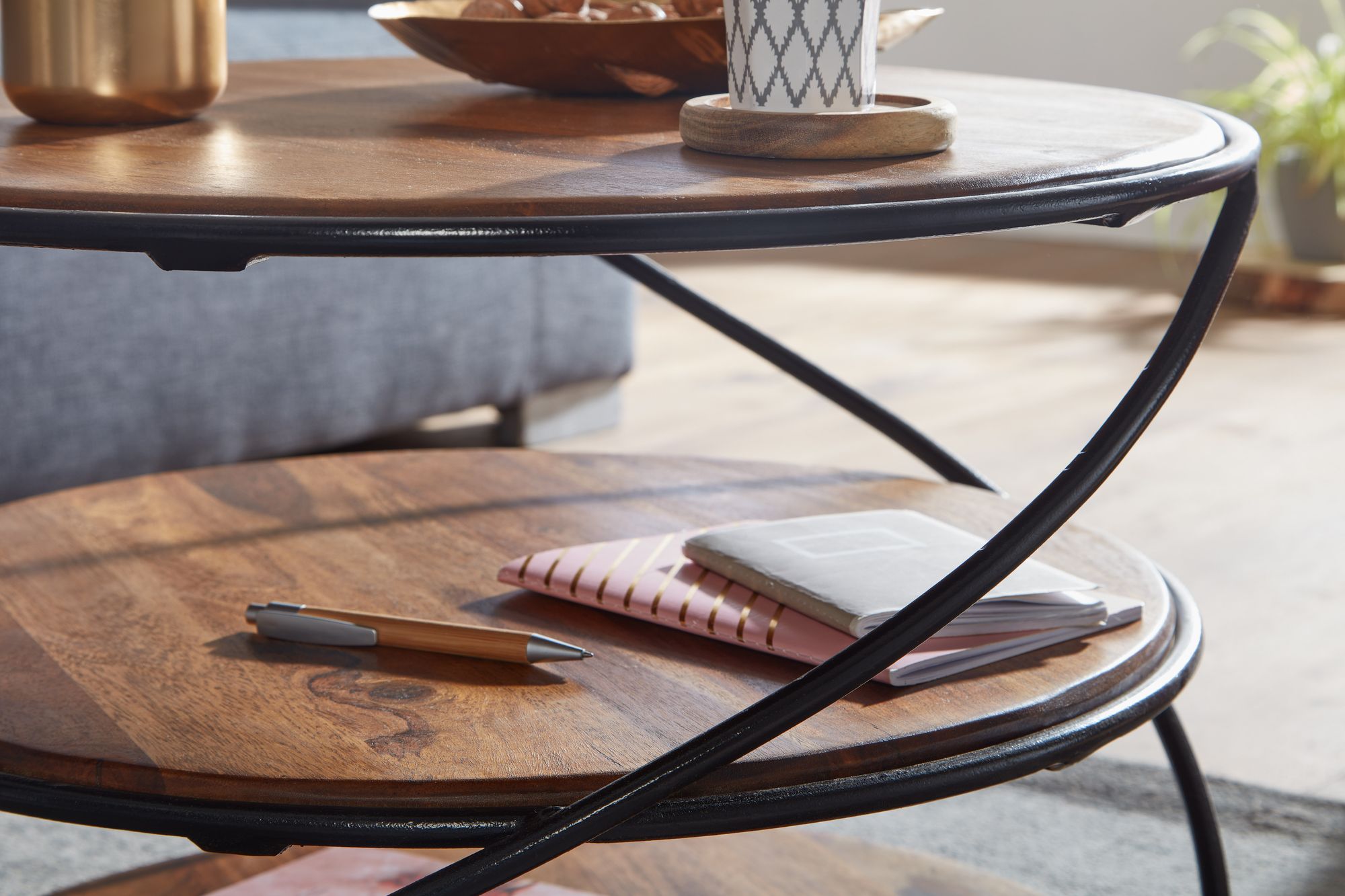 FineBuy Couchtisch Sheesham Massivholz Ø58 cm Ablagen Industrial Wohnzimmertisch – Ansicht 5