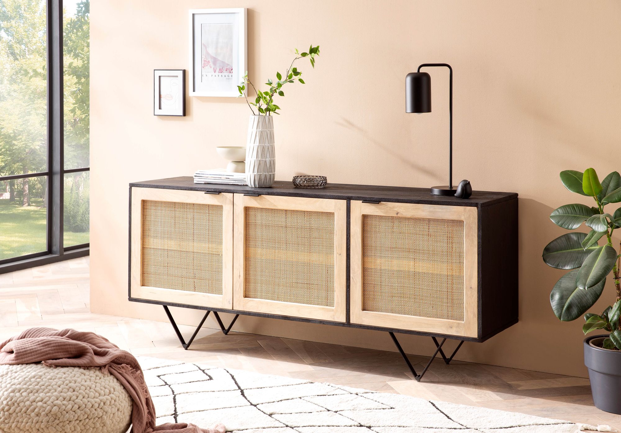 Massivholz Sideboard 175cm Mango Design Kommode mit 3 Rattan Wiener Geflecht Türen Schwarz – Ansicht 5