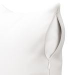 Zierkissen-BREE-40-x-40-cm-weiss--1-.jpg
