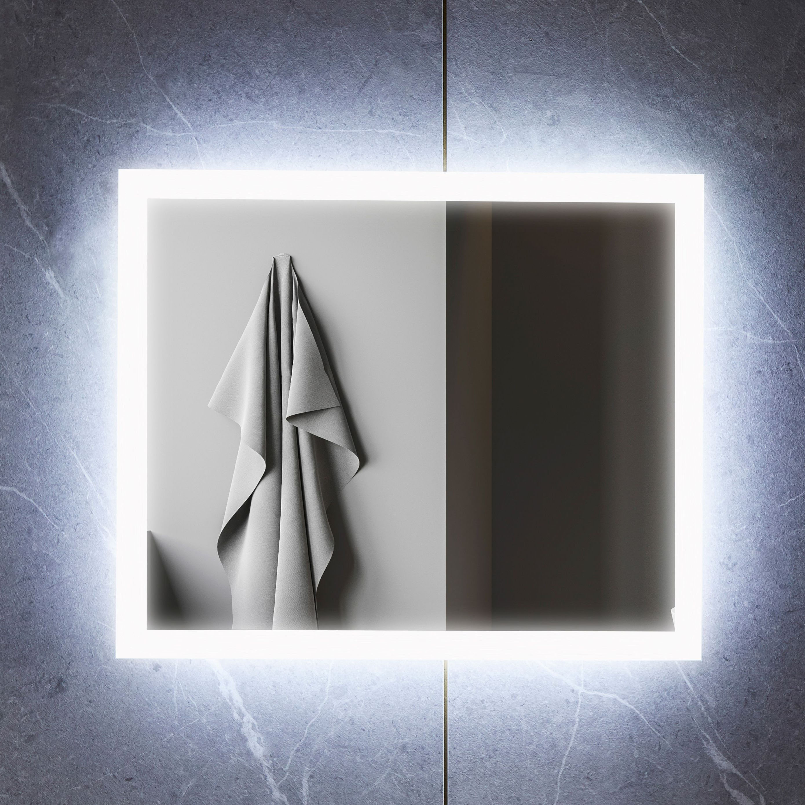 LED Wandspiegel 50 x 60 cm