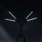 LED Pflanzenlampe 68 x 13 x 7 cm im Dunkeln