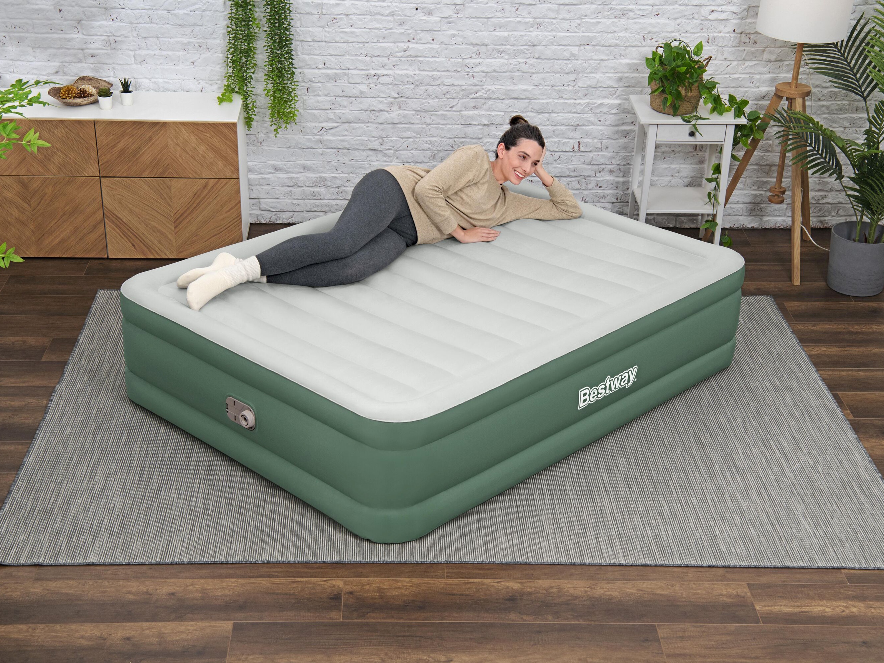 Luftbett ToughLite TPU Queen selbstaufblasend 203 x 152 x 46 cm