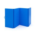 Gymnastikmatte faltbar 244 x 122 cm aufgestellt
