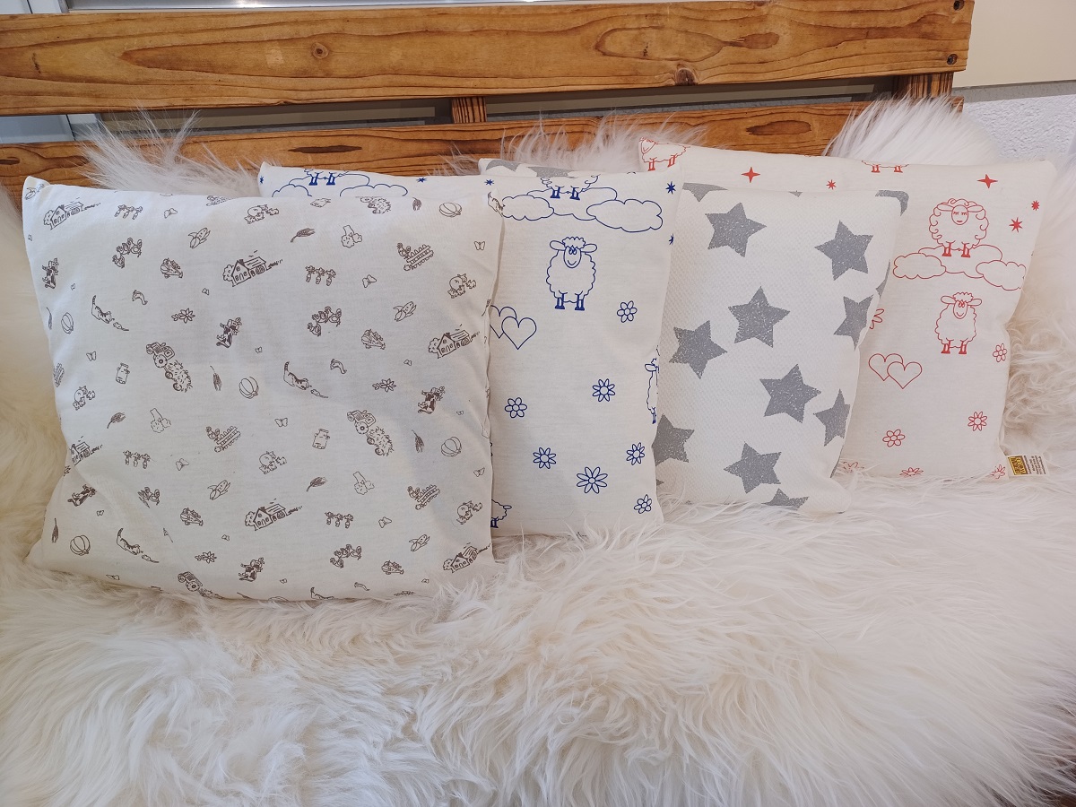 Kuschelkissen mit Wolle