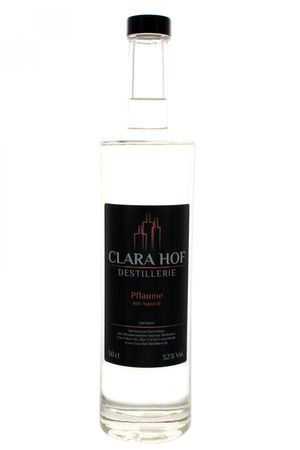 Pflaume mit Aquavit 32% Vol. alt-