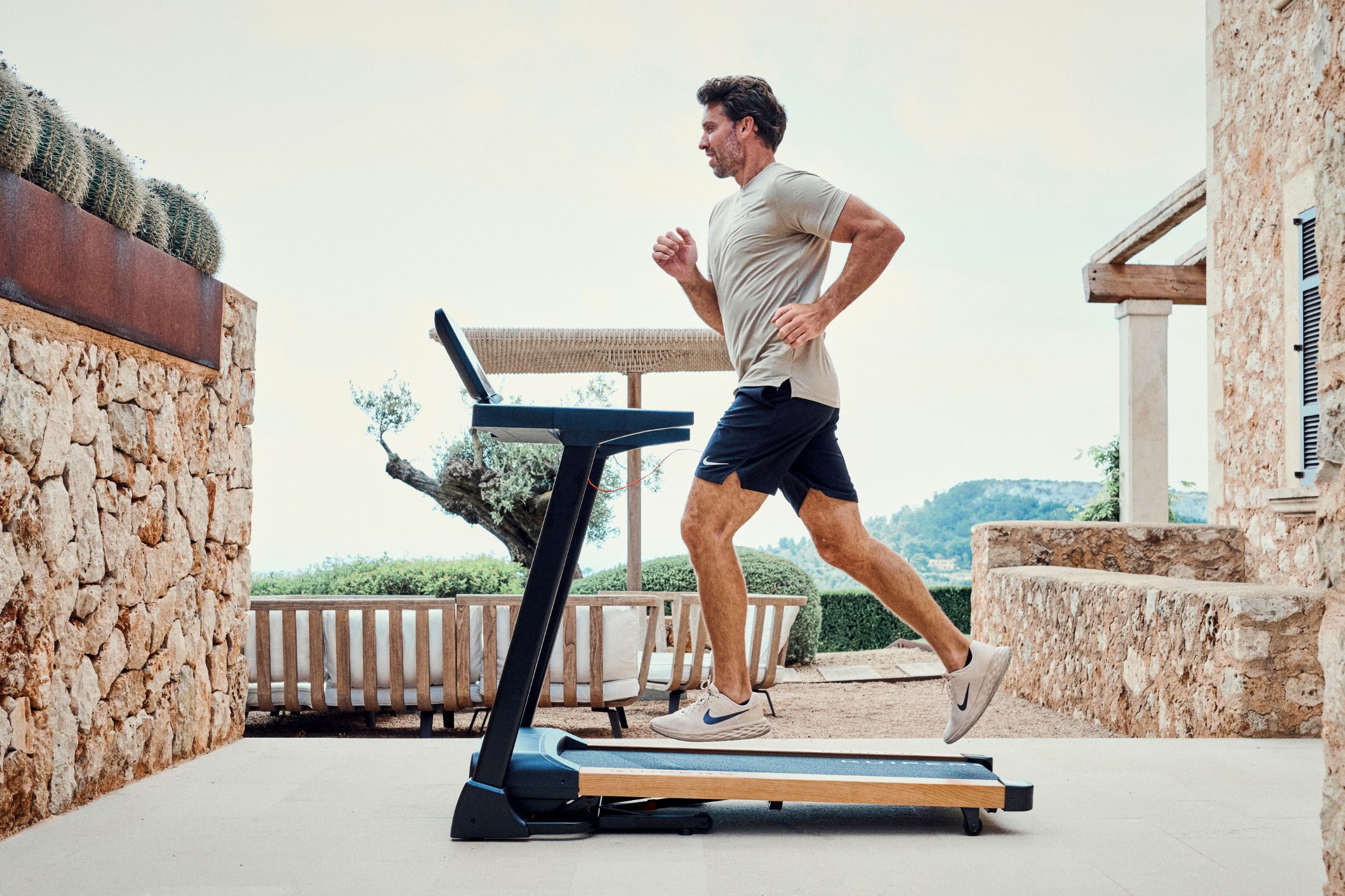 Incline Walking vs. Joggen