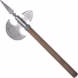 Streitaxt im Stil des 15. Jahrhunderts mit verziertem Blatt  63 cm Nr. 60402 Vorderseite