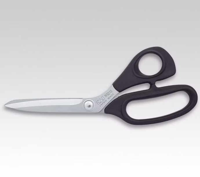 kai-n5210-stoffschere-210mm.jpg KAI N5210 Stoffschere 210mm Vorderseite