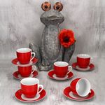 03-MamboCat-Variant-Kaffeetassen-mit-Untertasse-Rot-Ambientebild.jpg