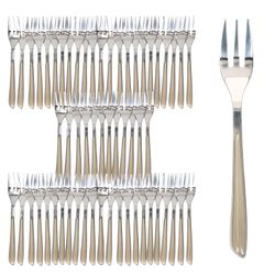 01-805567-Ritzenhoff-und-Breker-Beauty-Kuchengabel-taupe-60er-Set.jpg 60er Set BEAUTY Besteck Kuchengabel taupe - 805567_Bild_2