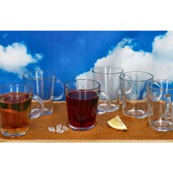 05-677348-Ritzenhoff-und-Breker-Coredo-Glaeser-mit-Henkel-Ambientebild-6er-Set-Himmel.jpg 12er Set COREDO klare Trinkgläser mit Henkel – 677348_Bild_6