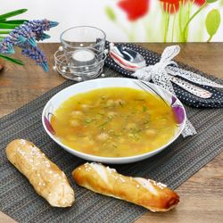 03-162406-MamboCat-Viola-Suppenteller-Ambientebild-Suppe-frontal.jpg 3cm tief aus Porzellan_Bild_3