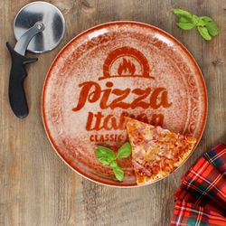 03-ZREC04-Saturnia-Pizzateller-rot-31cm-Ambientebild.jpg 2er Set Pizzateller ROT & SCHWARZ 31cm - 1x ZREC02 & 1x ZREC04_Bild_3
