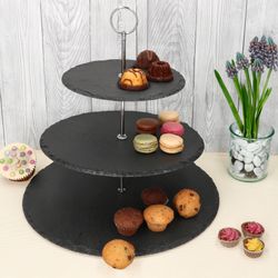 03-TT10674-Toker-Rina-Schiefer-Etagere-3-stoeckig-Ambientebild-04.jpg RINA Schiefer-Etagere schwarz 3-stöckig - TT10339_Bild_3