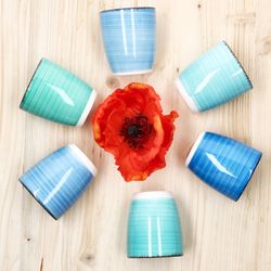 03-24327069-HIT-Blue-Mokka-Becher-ohne-Henkel-180ml-Ambientebild-Draufsicht.jpg 6er Set BLUE Mokka-Becher OHNE Henkel für 6 Personen aus Steingut - 24327069_Bild_3