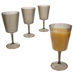 01-10489-Arte-Regal-ToGo-Weinglaeser-Kunststoff-grau-4er-Set-Deko.jpg 4er Set ToGo Weingläser Grau aus Kunststoff - 10489_Bild_1