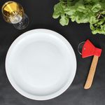 05-48709-Arte-Regal-Pizzaschneider-Axt-Bianco-Pizzateller-Ambientebild-02.jpg