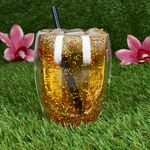 05-27022367-Konfetti-doppelwandige-Glaeser-Gold-Glitzer-Ambientebild-Rasen-01.jpg