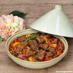 03-24304309-HIT-Tajine-Gruen-Weiss-Ambientebild-01-Essen.jpg 03-24304309-HIT-Tajine-Gruen-Weiss-Ambientebild-01-Essen.jpg
