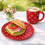 03-24310119-24310135-HIT-Love-All-over-Herz-rot-Herzen-Fruehstuecksset-12tlg-Ambientebild-01.jpg