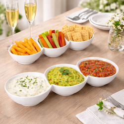 Snacks-und-Dips-auf-dem-Tisch.png Snacks-und-Dips-auf-dem-Tisch.png