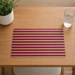 03-10893-kela-cado-tischset-brombeer-2026-mood-KI.png