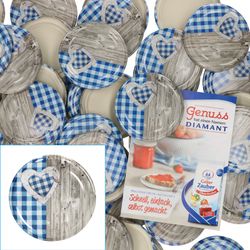 sturz-deckel-holz-herz-blau-kariert-50er-set-mit-heft.jpg 50er Set Deckel To 82 Holz-Herz blau passend für 230ml / 350ml / 435ml Gläser incl. Diamant-Zucker Gelierzauber Rezeptheft_Bild_1